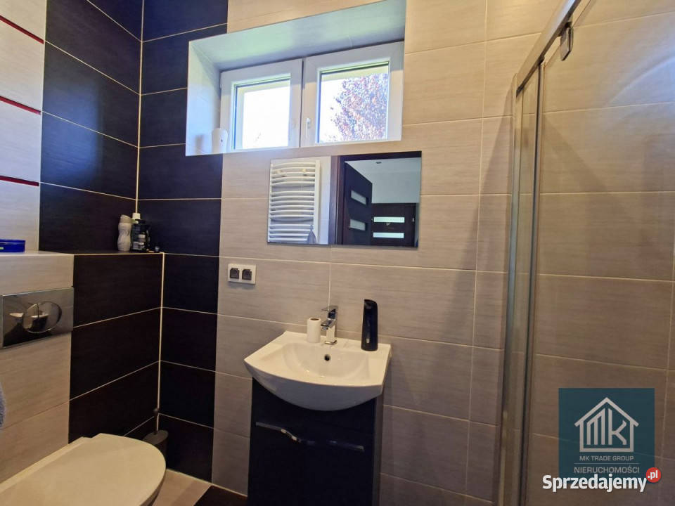 Sprzedaż domu wolnostojącego Niepołomice 212m2 asfalt