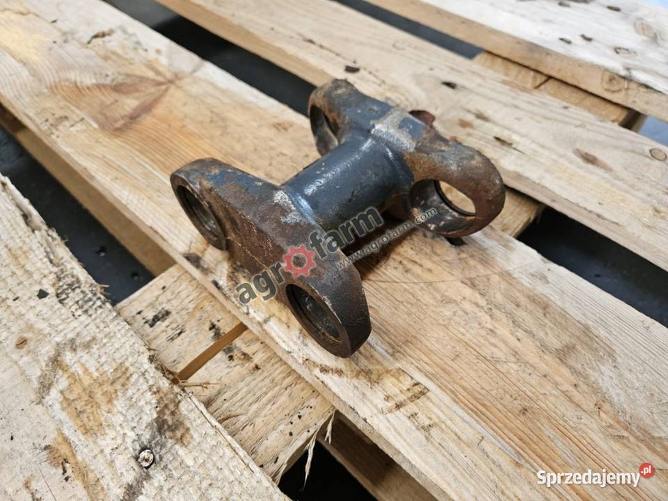 Łączniki półosi FWD Ford 8770 8670 8870 Układ kierowniczy i oś przednia Byków