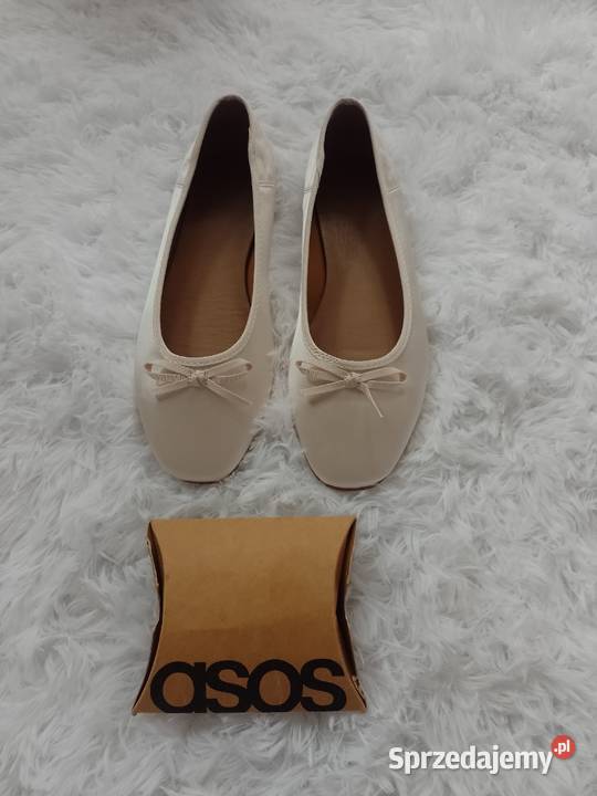 41 ASOS Design Kremowe baleriny z kokardką z biały Kraków