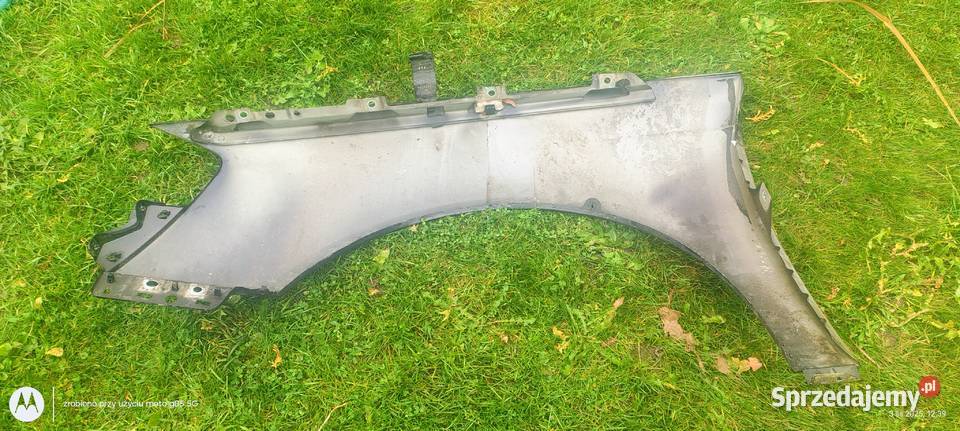 VW Passat B6 błotnik prawy lakier LC8Z Lubin