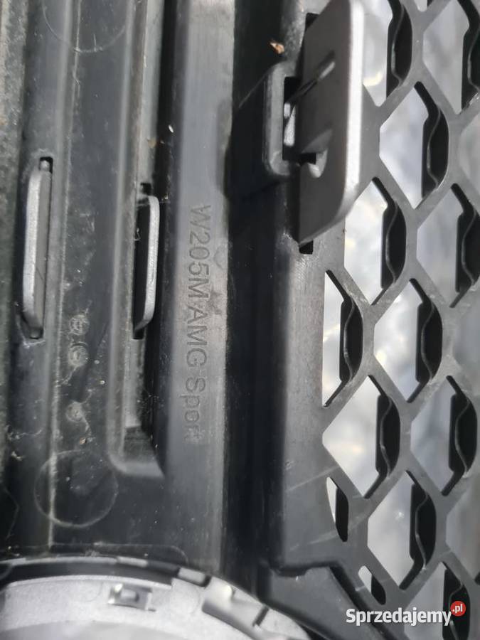 Mercedes W205 AMG grill FL Śrem