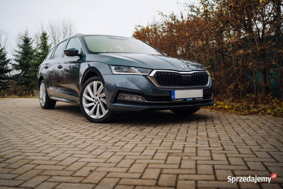 Skoda Octavia 14 TSI iV czujnik zmierzchu
