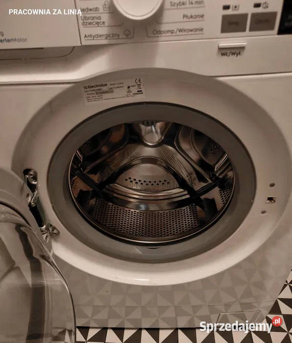 Oddam pralkę Electrolux PerfectCare 600