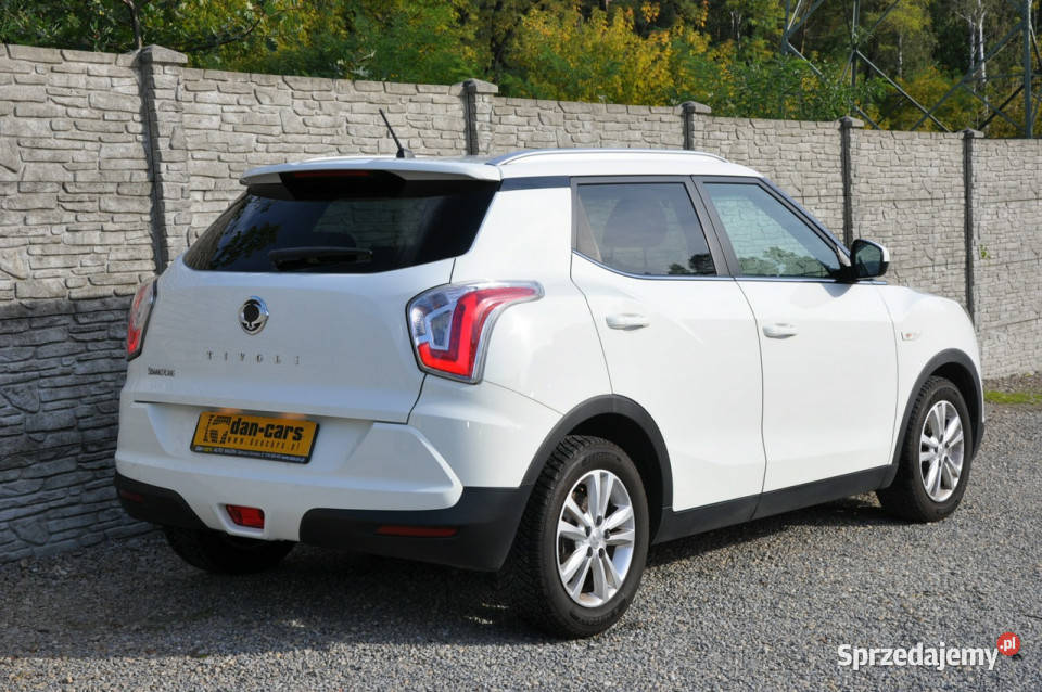 SsangYong Tivoli 16 128 Nowy rozrząd dużym światła przeciwmgielne Dąbrowa Górnicza