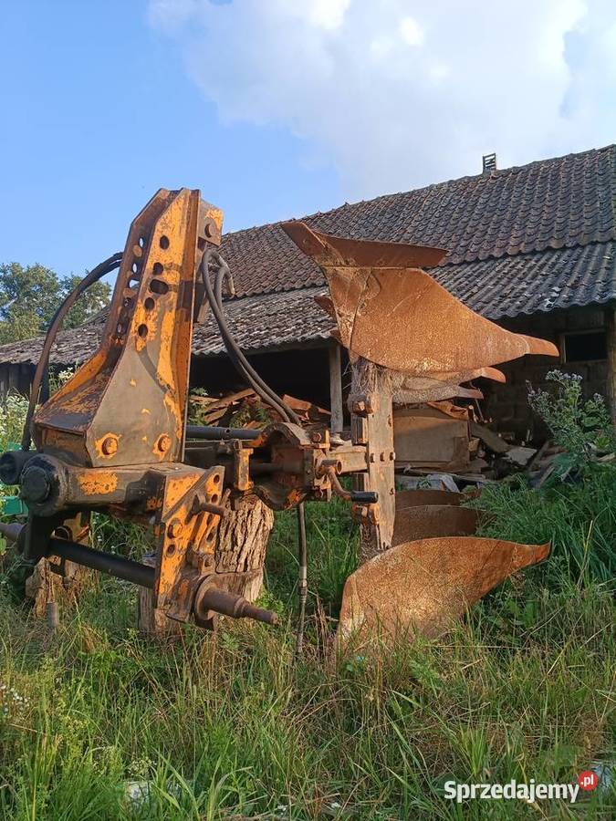 Pług KUHN 3 skibowy obracany Olecko