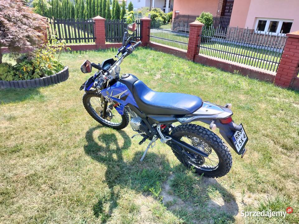 Yamaha XT125R