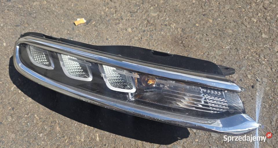 Lampa przednia prawa przód CITROEN C3 III osobowe wielkopolskie Stęszew