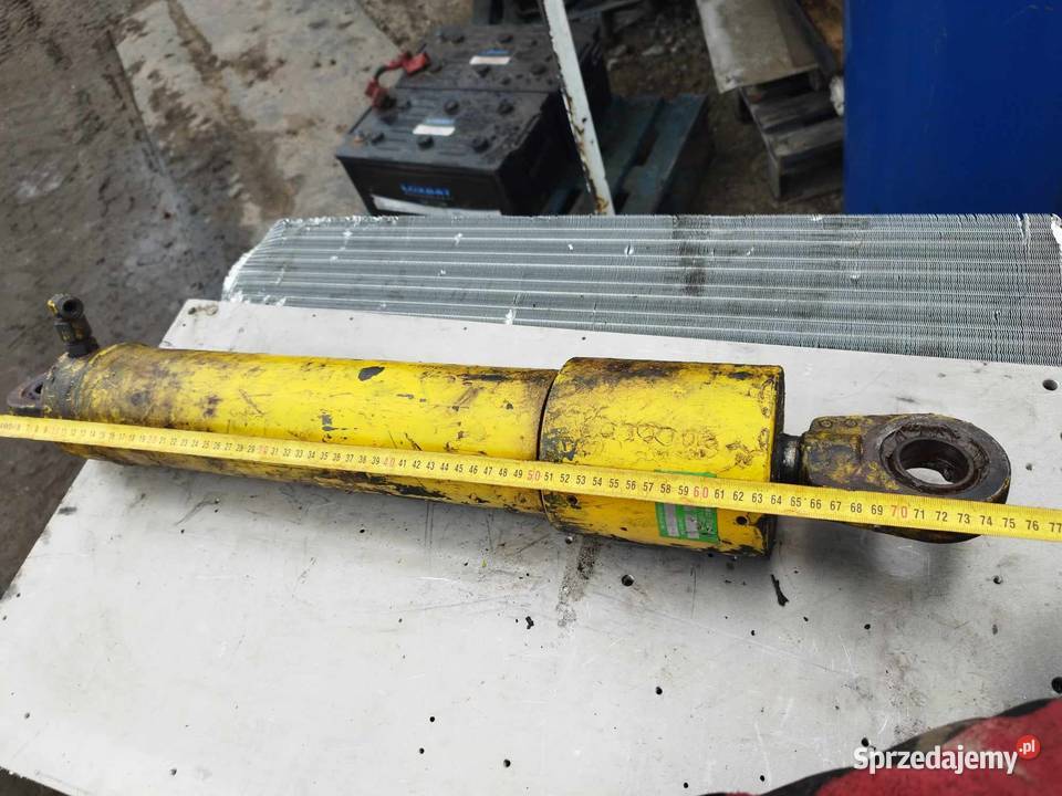 Siłownik hydrauliczny Złożony 715 rozciągnięty Pozostałe wielkopolskie Strzyżew sprzedam