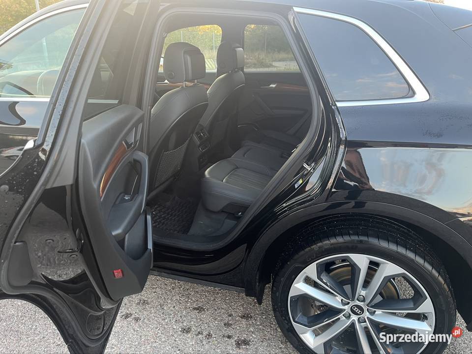Audi Q5 2021 265 Serwisowane stan przebieg 93 relingi dachowe