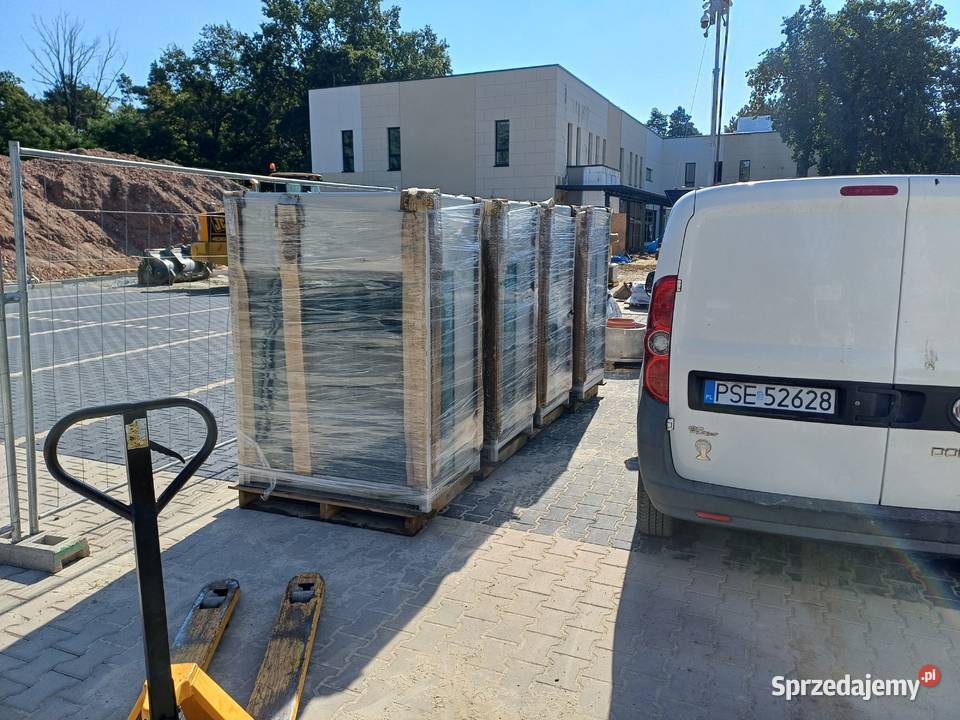 Auto z windą Poznań Usługi transportowe Paleciak