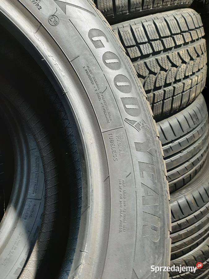 2x Opona UŻYWANA ZIMOWA 23555R18 GOODYEAR 119 Zaścianki