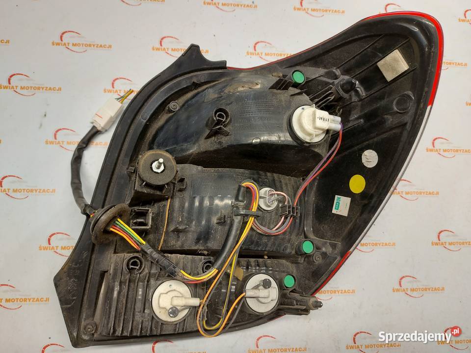 PEUGEOT 108 17r lampa lewa tył świętokrzyskie Kielce sprzedam