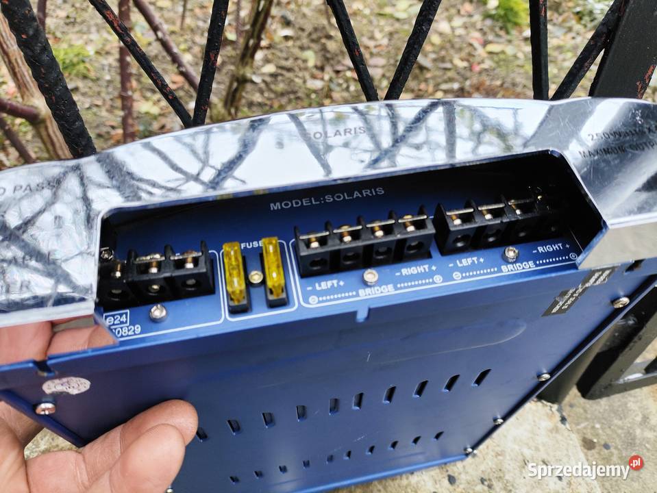 Wzmacniacz samochodowy 4 kanałowy Megakick Ilość kanałów 4 Niegowonice