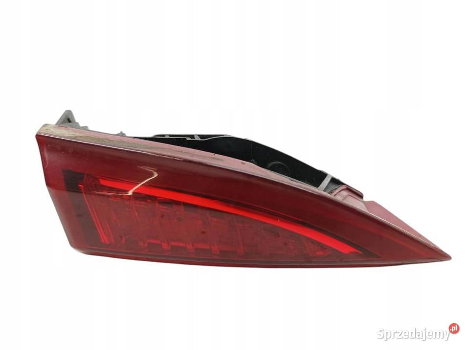 LAMPA TYŁ W KLAPĘ LEWA SEDAN 51984457 Fiat Tipo