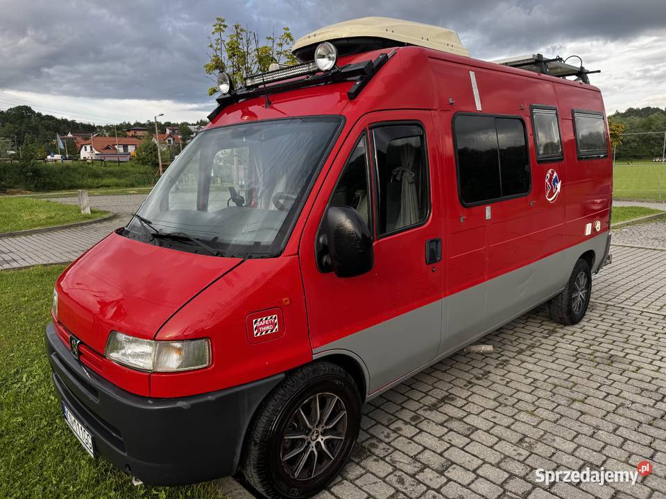 Kamper van bus Peugeot Boxer 25 L2H2 4 os duża Nowy Sącz