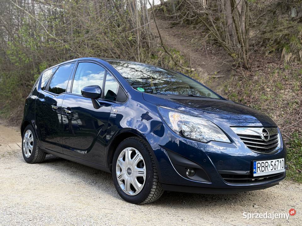 Opel Meriva II Mikrovan 14 Turbo ECOTEC 120 Samochody osobowe Blizne