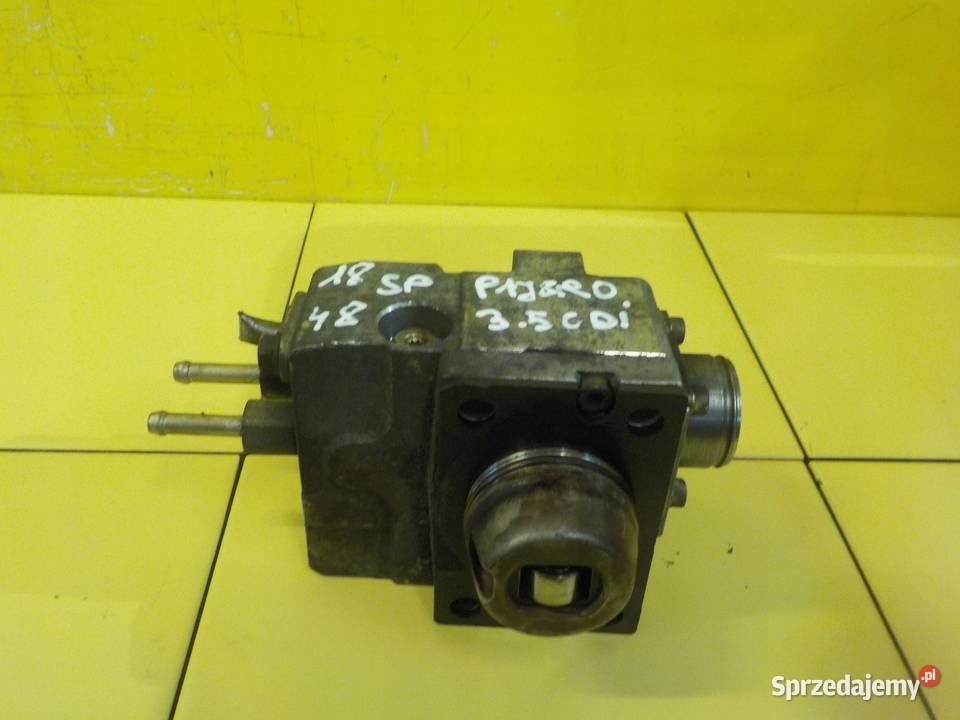 MITSUBISHI PAJERO 35 GDI 02r 203 6G74 pompa sprzedam