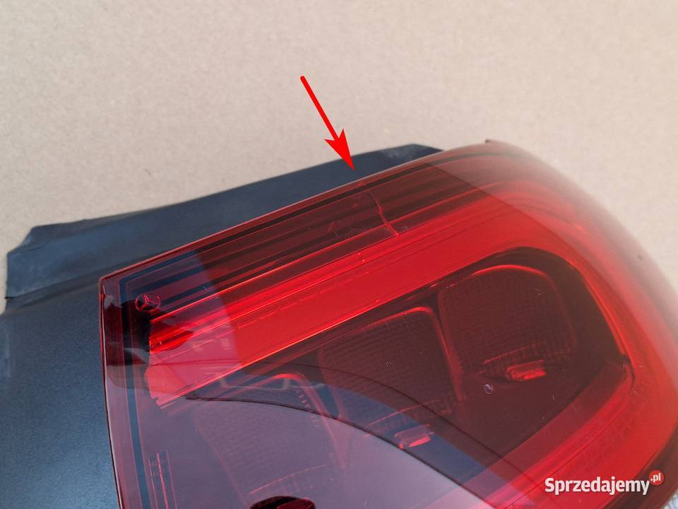 MERCEDES BKLASA W247 LAMPA PRAWY TYŁ LED PRAWA osobowe Bieleń