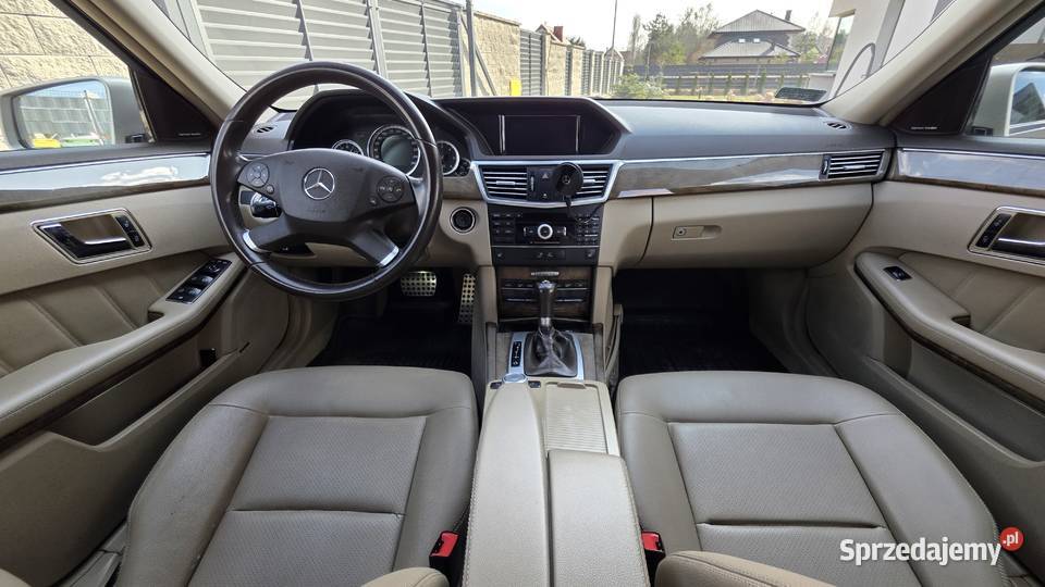 Mercedes E250 elegance Legionowo