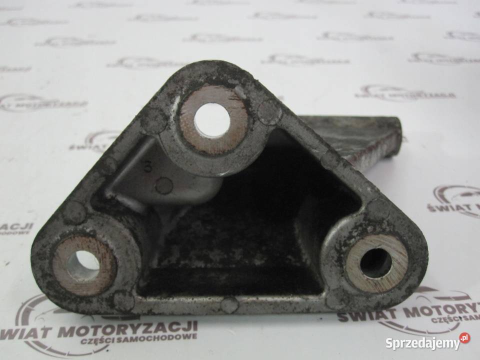 NISSAN XTRAIL 22 DCI 05r łapa wspornik skrzyni
