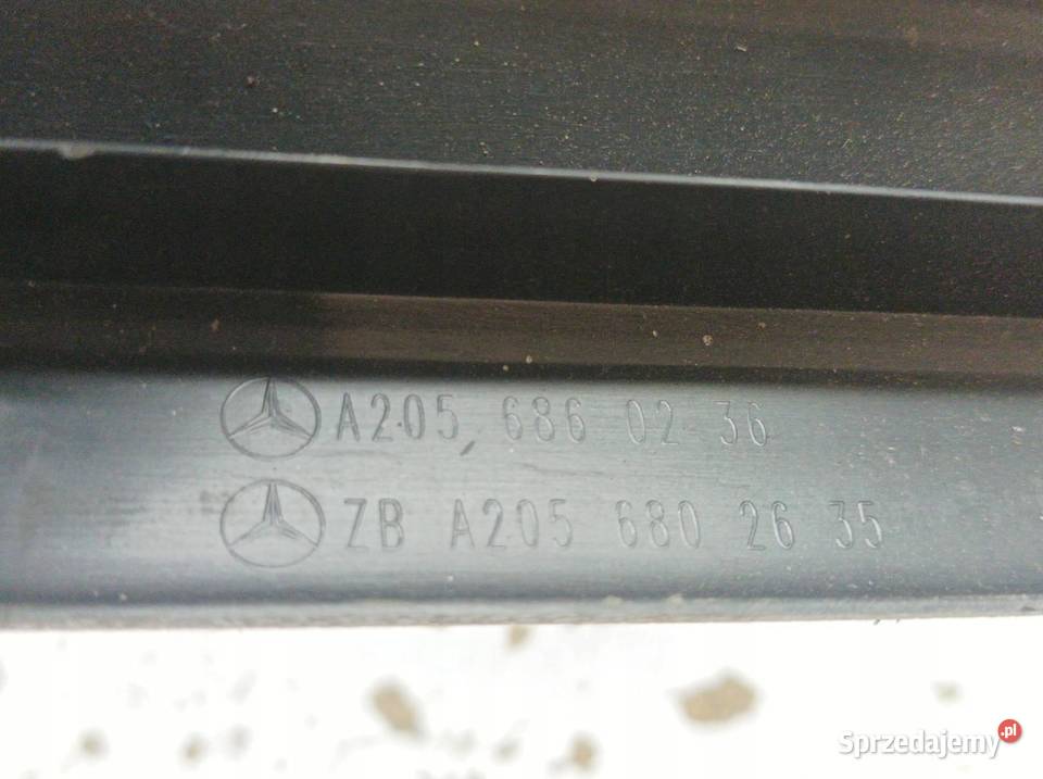 OSŁONA PROGU LISTWA LEWA PRAWA KOMPLET osobowe sprzedam