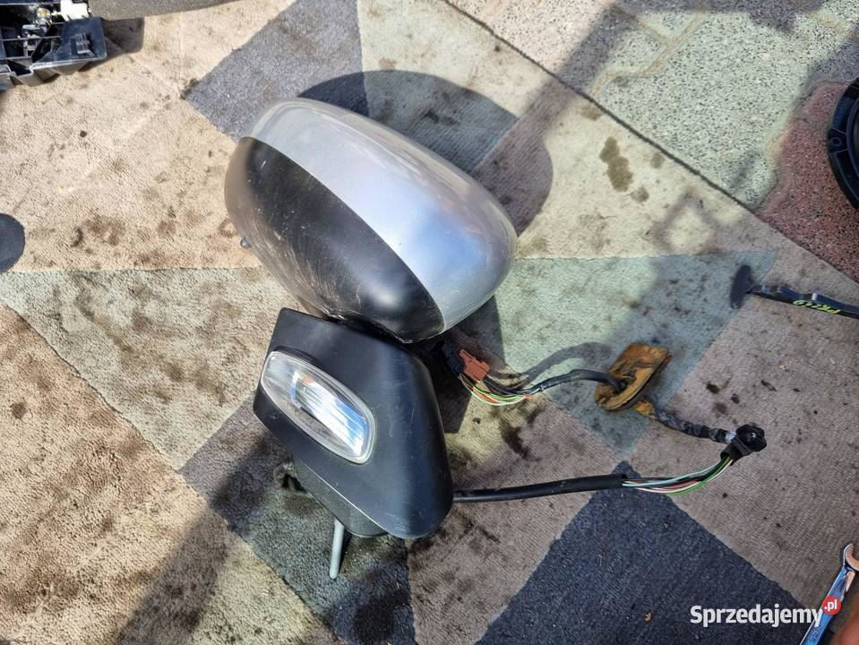 LUSTERKO PRAWE 7 PIN CITROEN C3 II EZRC EUROPA
