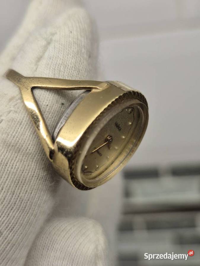 Zegarek Czajka pierścień Chorzów