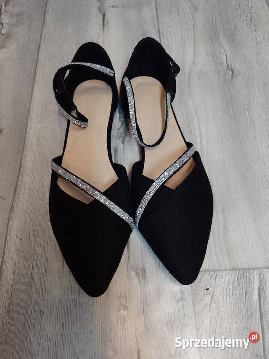 4142 Czarne bogato zdobione baleriny wieczorowe Moda i Styl Kraków
