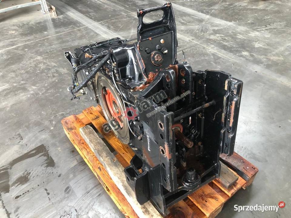 Tylny most Massey Ferguson 6255 851B6 Byków