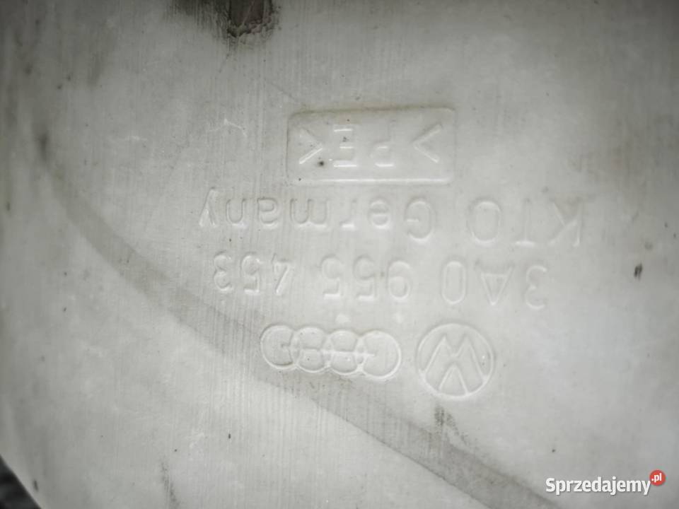 Zbiorniczek spryskiwaczy VW passat B4