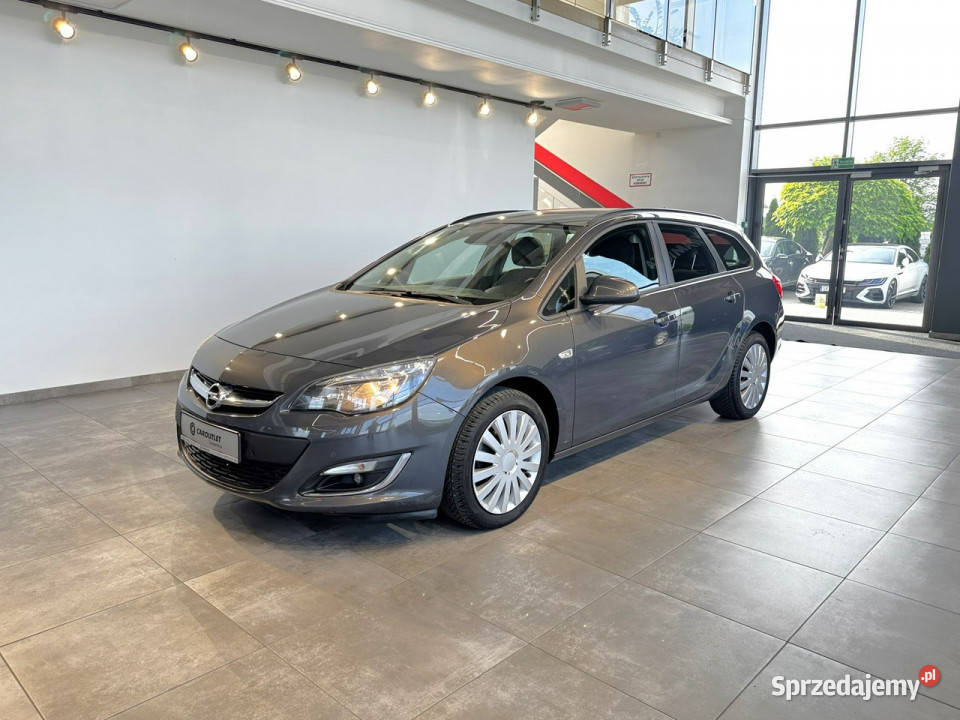 Opel Astra ST 14 120 M6 20132014 r salon J małopolskie