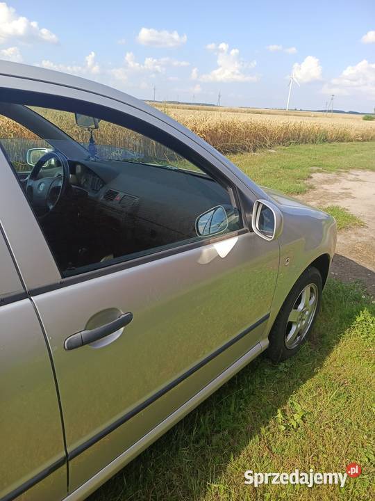 Skoda Fabia 12 benzyna 2005r 4/5 Proszów