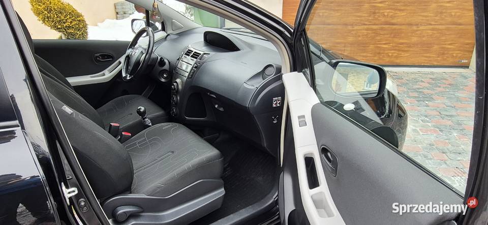 TOYOTA YARIS LIFT 5 DRZWI 1 WŁ 13 VVTi 101 6 małopolskie Tarnów sprzedam