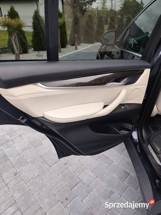 BMW X5 2017 25D xdrive bluetooth Zawady