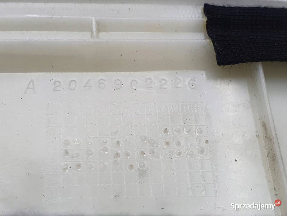 OSŁONA SŁUPKA A PRAWA MERCEDES W204 2046902226 sprzedam