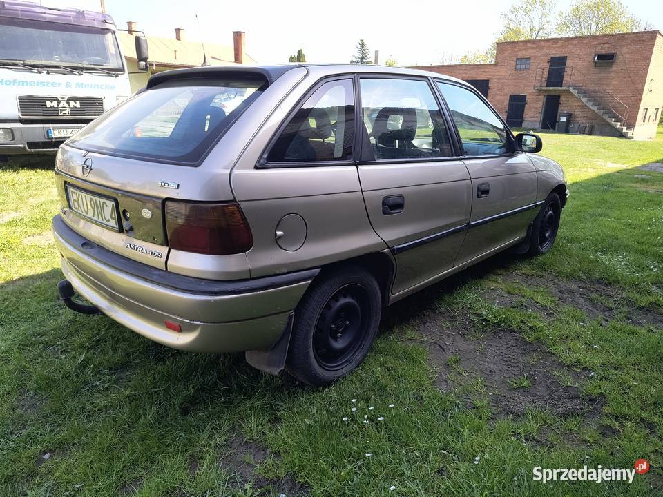 Astra f 17 diesel Isuzu nieuszkodzony Brony