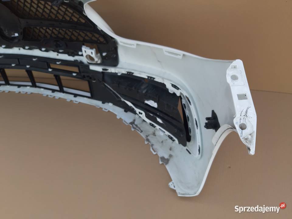 CKLASA W206 AMG ZDERZAK PRZÓD GRILL KRATKI PDC Części sprzedam