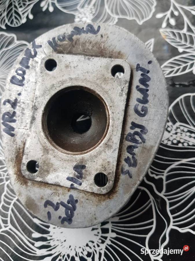 2Głowica silnika Romet KomarMotorynkaSilnik Gorzów Wielkopolski