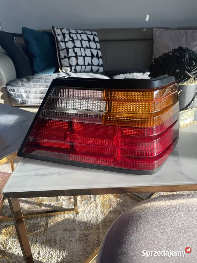 Lampa Hella tył Mercedes w124 c124 oryginalna Bydgoszcz