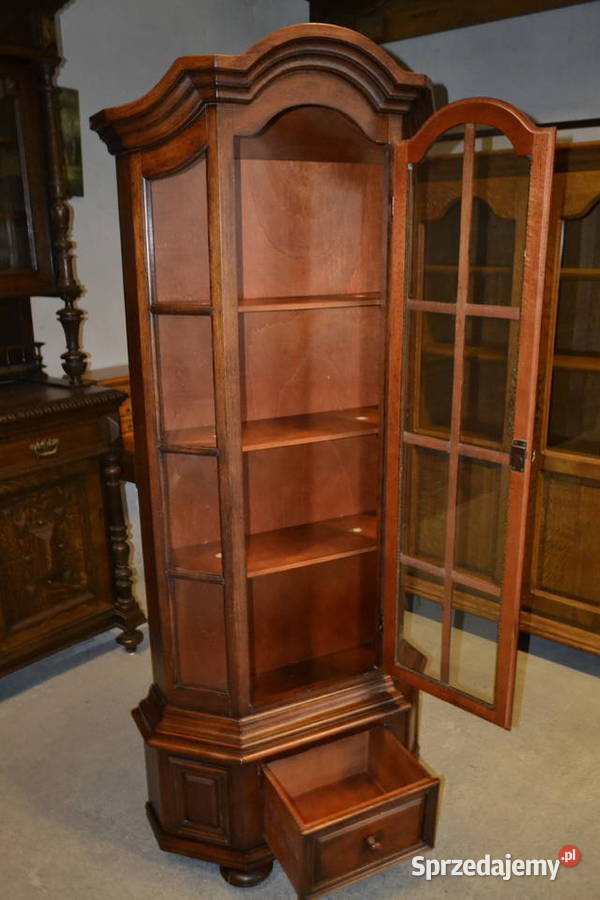 witryna jednodrzwiowa orzech Antyki, Sztuka, Kolekcje