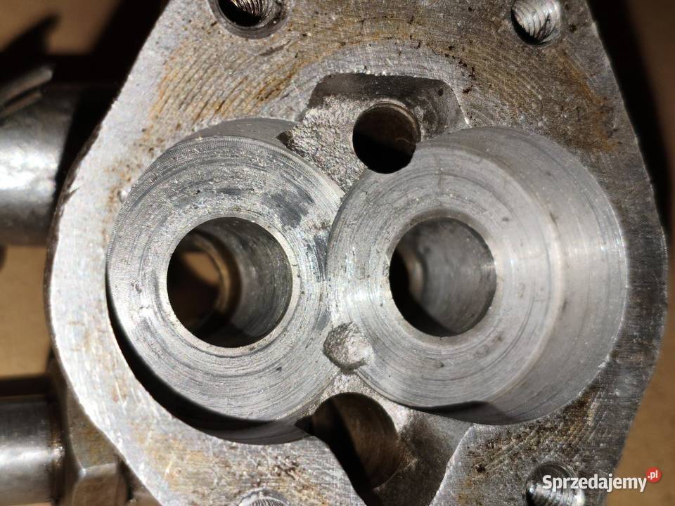 Pompa oleju Dniepr MT K650