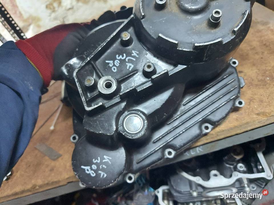 Kawasaki klf 300 pokrywa dekiel sprzęgła prawy Jelenia Góra