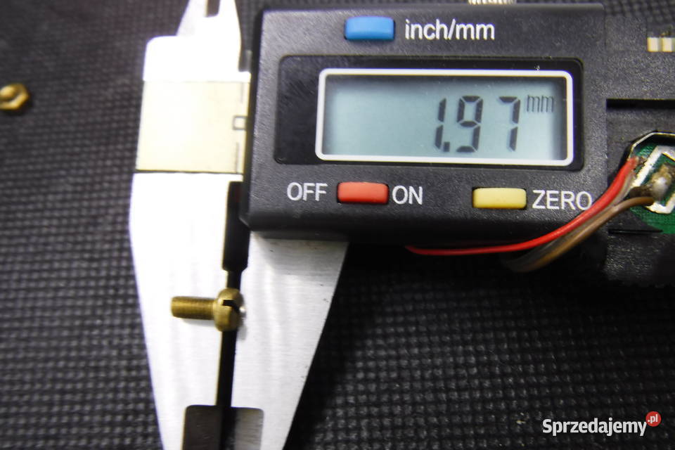 Śruba mosiężna M3 x 8mm z nakrętką gwint 05 Otwock