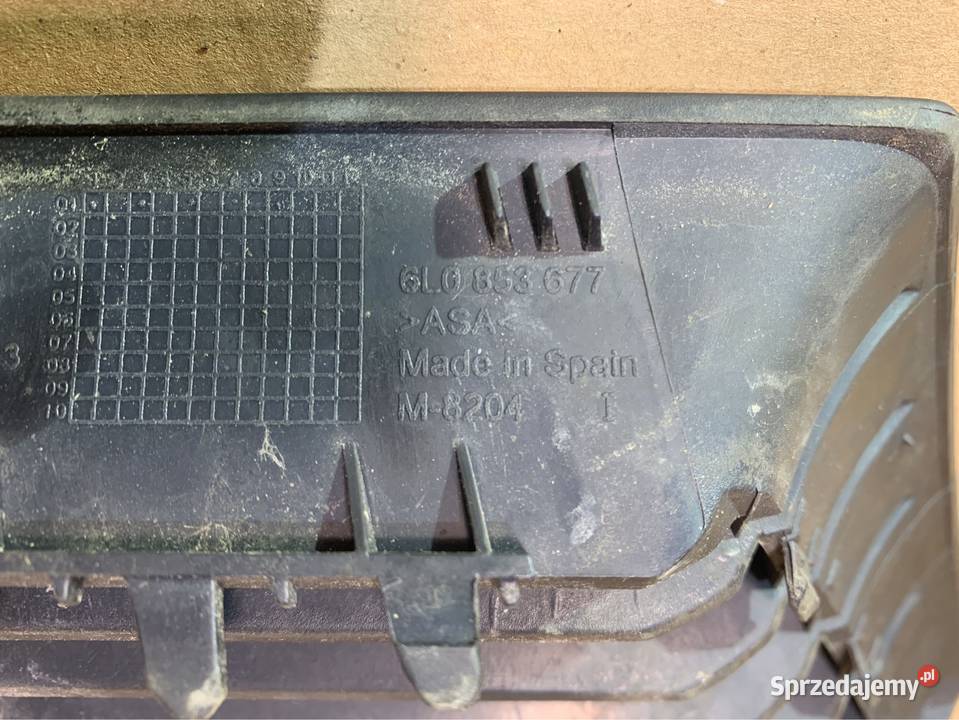 Grill atrapa chłodnicy 6L0853677 seat Ibiza 3 Karoseria Szczecin sprzedam