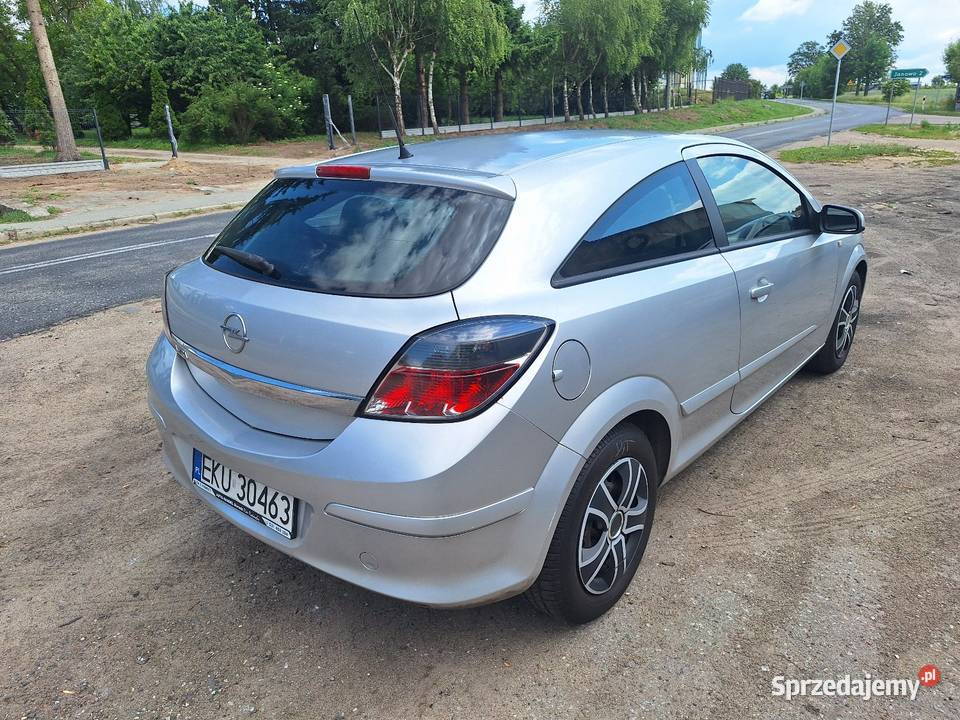 Opel Astra H GTC 14 benzyna 90 Z14XEP klimatyzacja Choceń