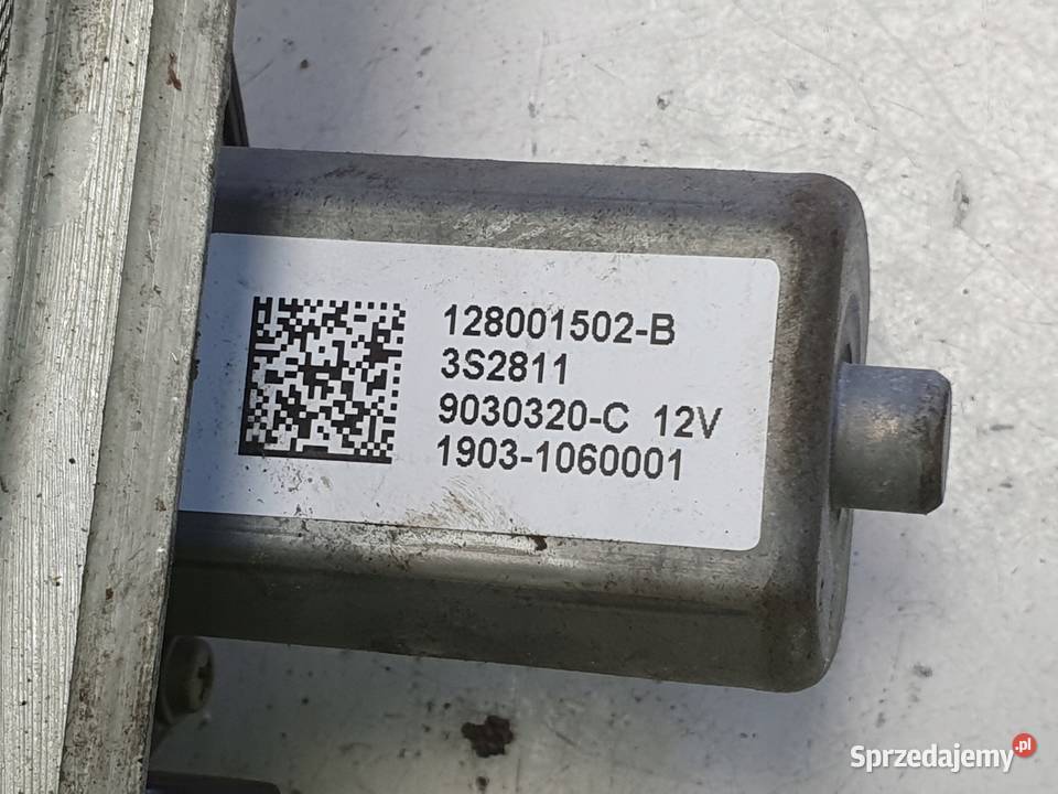 Renault Trafic III PODNOŚNIK SZYBY lewy przód Rudka