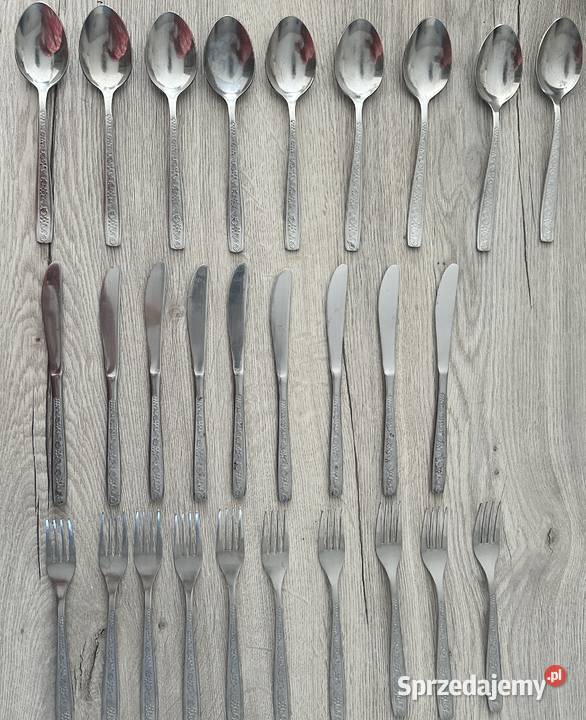 Zestaw sztućców z lat PRLu Łódź