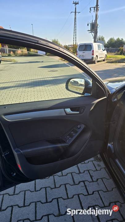 Audi A4 B8 Kombi 2012 20 Disel isofix dolnośląskie Legnica sprzedam