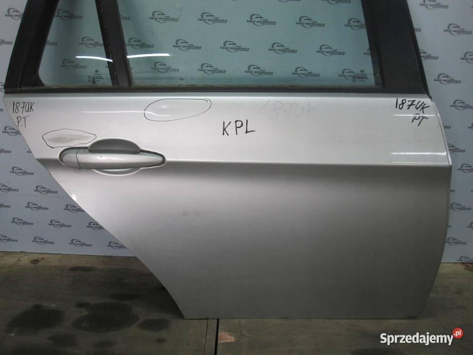 BMW E91 06r drzwi prawe tył