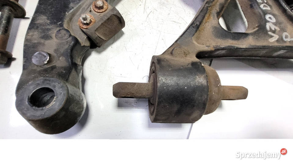 WAHACZ PRAWY LEWY PRZÓD KPLI VOLVO S60 V70 II osobowe Ruda Śląska